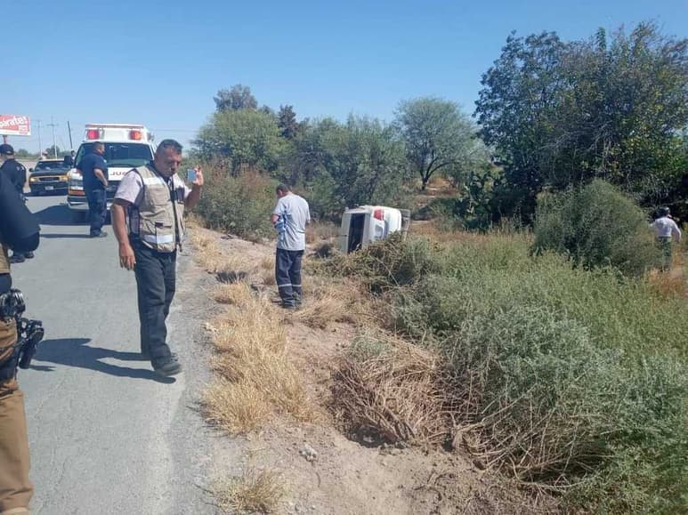 Del accidente se hicieron cargo los agentes de la PCC, quienes ordenaron el aseguramiento del vehículo. (EL SIGLO DE TORREÓN)