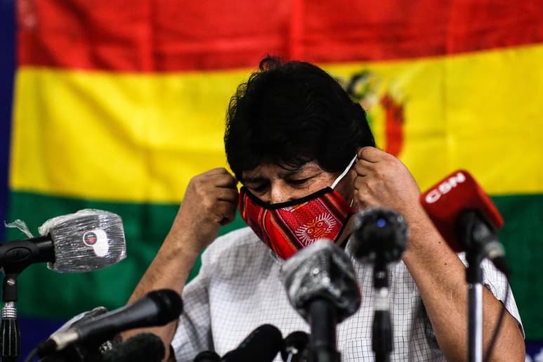 El expresidente boliviano Evo Morales celebró el 'espíritu pacífico' con el que se desarrollan las elecciones presidenciales de este domingo en su país y pidió esperar con tranquilidad el recuento de cada uno de los votos. (EFE)
