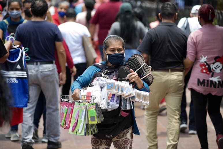Ecuador registró este martes 154,115 casos positivos por COVID-19, de los que 692 son nuevos respecto a la víspera, y 12,404 decesos acumulados desde febrero. (ARCHIVO)