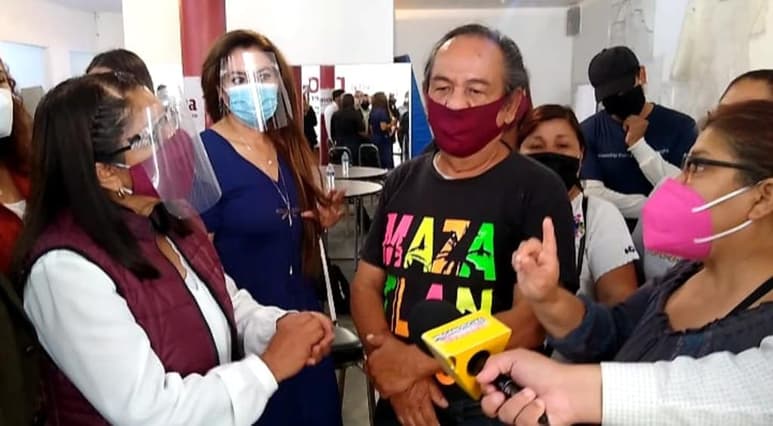 Un grupo de inconformes interrumpió una rueda de prensa a la que había convocado la legisladora para hablar sobre el proceso electoral 2020 y su trabajo legislativo.
(EL SIGLO DE TORREÓN)