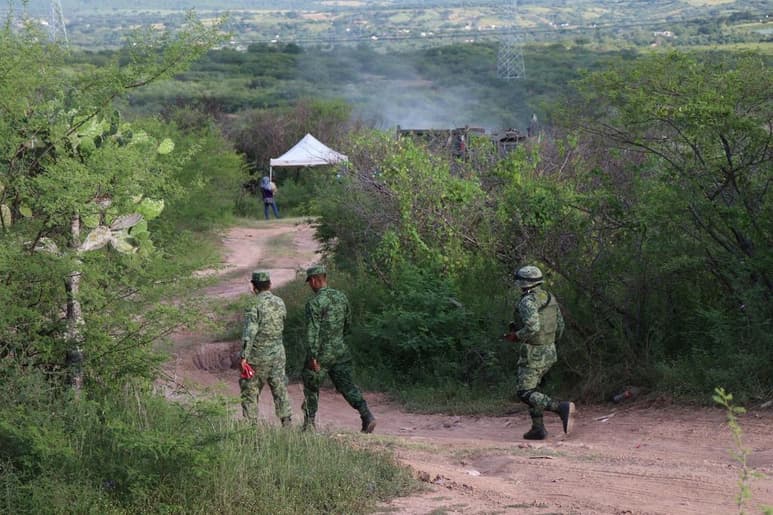 La Fiscalía mexicana pretende cerrar la investigación del caso Tlatlaya, un escándalo de ejecuciones extrajudiciales cometidas por militares en 2014, a pesar de tener nuevos indicios, denunció este viernes el Centro de Derechos Humanos Miguel Agustín Pro Juárez (Centro Prodh). (ARCHIVO)