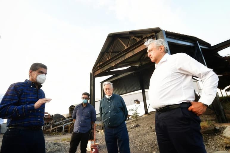 El presidente estuvo en Coahuila para dar arranque a los trabajos de rescate de los cuerpos de los mineros en Pasta de Conchos.