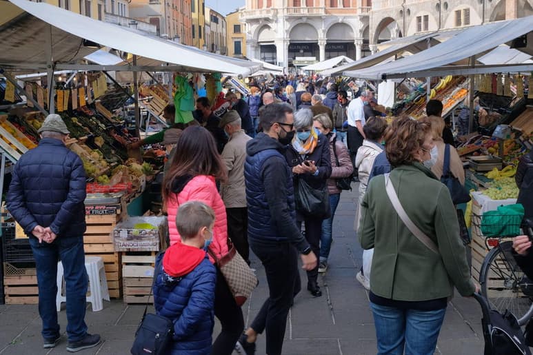 Los contagios en Italia siguen aumentado al igual que el número de muertos. (ARCHIVO)