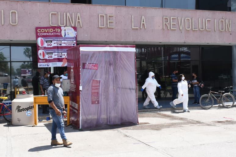 La Dirección de Salud Municipal tiene la indicación de dar un seguimiento puntual a todos los trabajadores del Ayuntamiento que den positivo a la prueba de coronavirus.