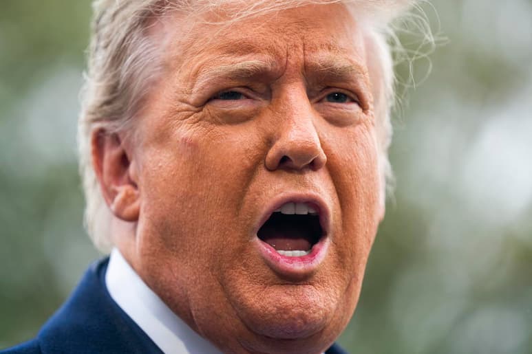  Donald Trump ha dicho que no aceptará los resultados de la elección presidencial por falta de confiabilidad y legitimidad del voto por correo electrónico. (ARCHIVO)
