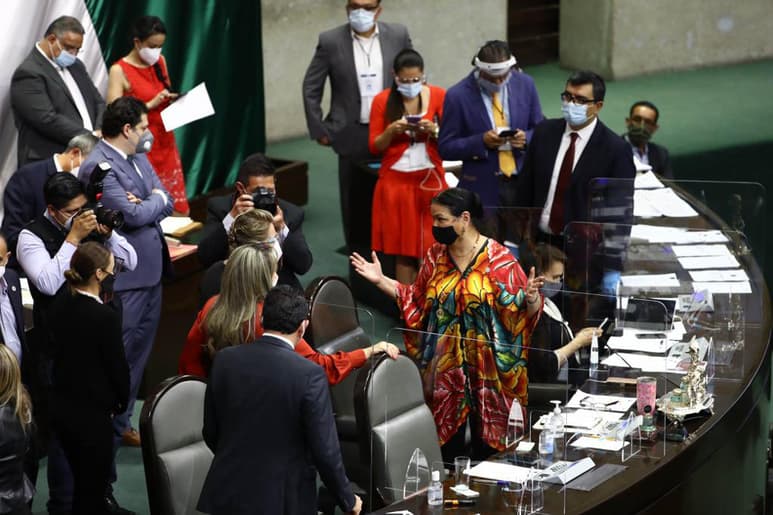 Nuevamente la oposición vuelve a aplicar la táctica de no votar en el pleno de la Cámara de Diputados y Morena y sus aliados no alcanzan quórum para avalar la reforma a la Ley General de Salud y 'desmantelar' el Fondo de Salud, con el fin de recuperar 33 mil millones de pesos para la Ley de Ingresos del 2021. (ARCHIVO)