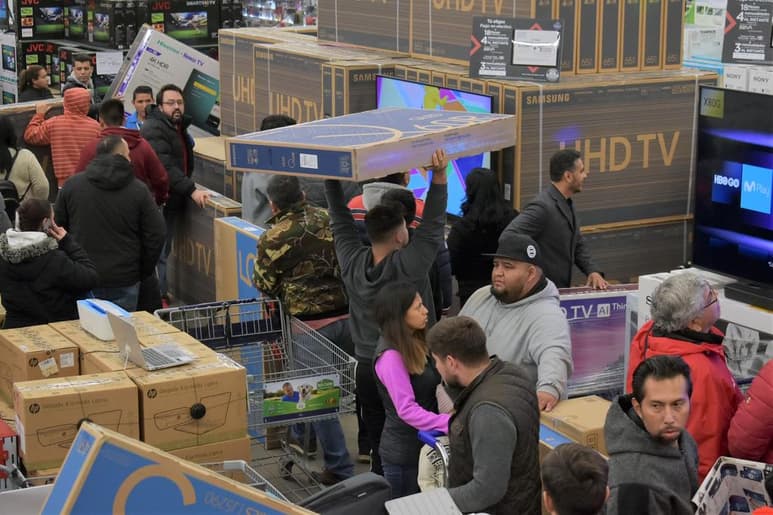 El Buen Fin 2020 no sólo será distinto por realizarse en medio de una pandemia, sino porque los comerciantes que 'se pasaban de rosca' con clientes y los consumidores 'gandallas' que se aprovechaban de pifias comerciales. (ARCHIVO)