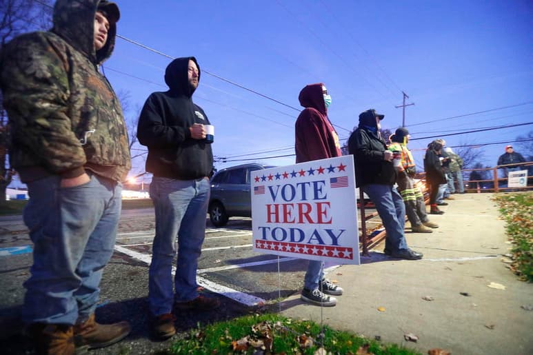 El papel de Ohio como el barómetro para Estados Unidos sigue activo este año, con el candidato demócrata Joe Biden presentando un fuerte reto al presidente Donald Trump por los 18 votos electorales del estado. (EFE)