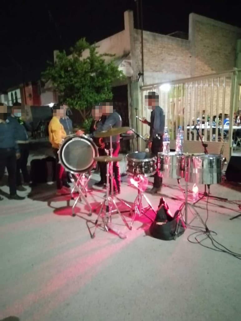 Autoridades podrán multar con hasta 45 mil pesos a quienes lleven a cabo fiestas privadas con más de 15 asistentes y música en vivo. (EL SIGLO DE TORREÓN)