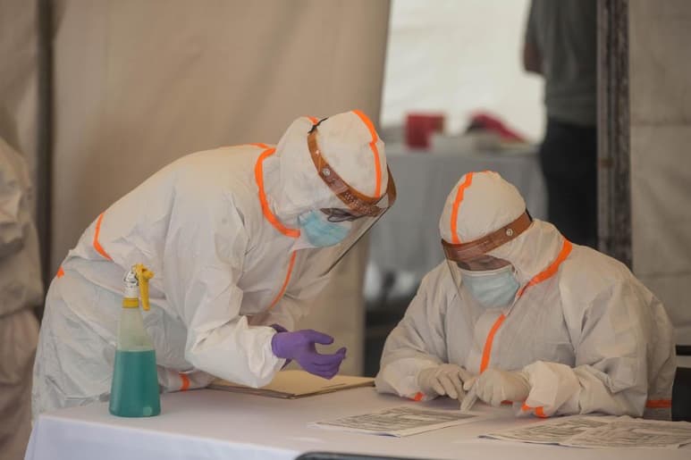 Guatemala sumó este jueves 14 muertes y 702 nuevos casos positivos del coronavirus SARS-CoV-2 en las últimas 24 horas, según la última actualización del Ministerio de Salud Pública y Asistencia Social. (ARCHIVO)