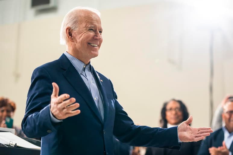 La campaña del candidato demócrata a la Presidencia de Estados Unidos, Joe Biden, avisó este viernes que si el exvicepresidente gana las elecciones, el Gobierno estadounidense tendrá el poder de echar a cualquier 'intruso' de la Casa Blanca, en alusión al mandatario Donald Trump. (ARCHIVO) 