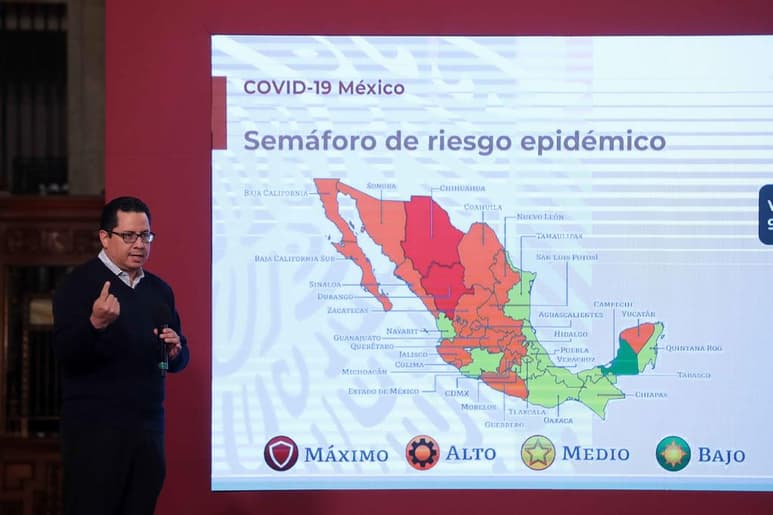 Al actualizar el semáforo epidemiológico, la secretaría de Salud informó que Chihuahua y Durango permanecerán en semáforo rojo, Campeche es la única entidad federativa en color verde, 18 estados tendrán un nivel de riesgo alto, o bien, color naranja y 11 en amarillo. (EL UNIVERSAL)