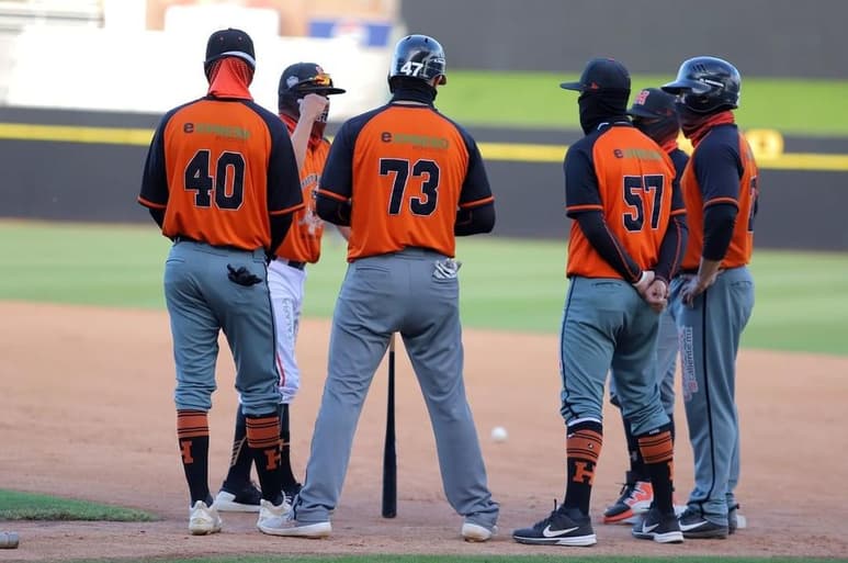 Los Naranjeros no se relajan pese a pausa en LMP. (Instagram @clubnaranjeros)