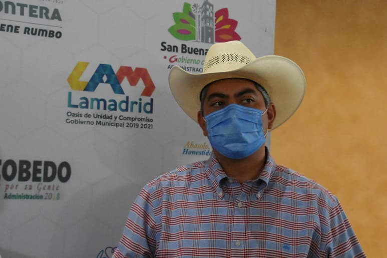 El presidente municipal de Monclova, Jesús Alfredo Paredes López, fustigó a ocho de los 11 diputados federales que representan al Estado, por haber votado a favor de la ley de egresos de la Federación que recortó más de 1400 millones de pesos a Coahuila, o por no presentarse a defender el presupuesto de 2021. (SERGIO A. RODRÍGUEZ)