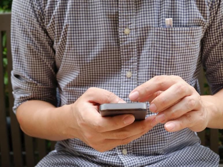 Se redujo a los sospechosos, pidiéndoles que escribieran un mensaje de texto parecido al original. (INTERNET)
