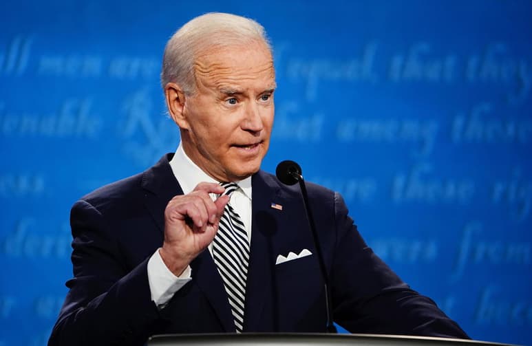 El presidente electo Joe Biden habló el jueves por teléfono con el papa Francisco mientras continúa con sus conversaciones con los líderes de distintas partes del mundo. (ARCHIVO)