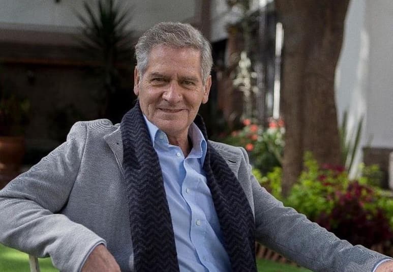 El actor de telenovelas y teatro, Leonardo Daniel, fue reportado como grave tras contagiarse de COVID-19, pues el virus habría deteriorado su salud al grado de tener que ser ingresado a una clínica. (INSTAGRAM)