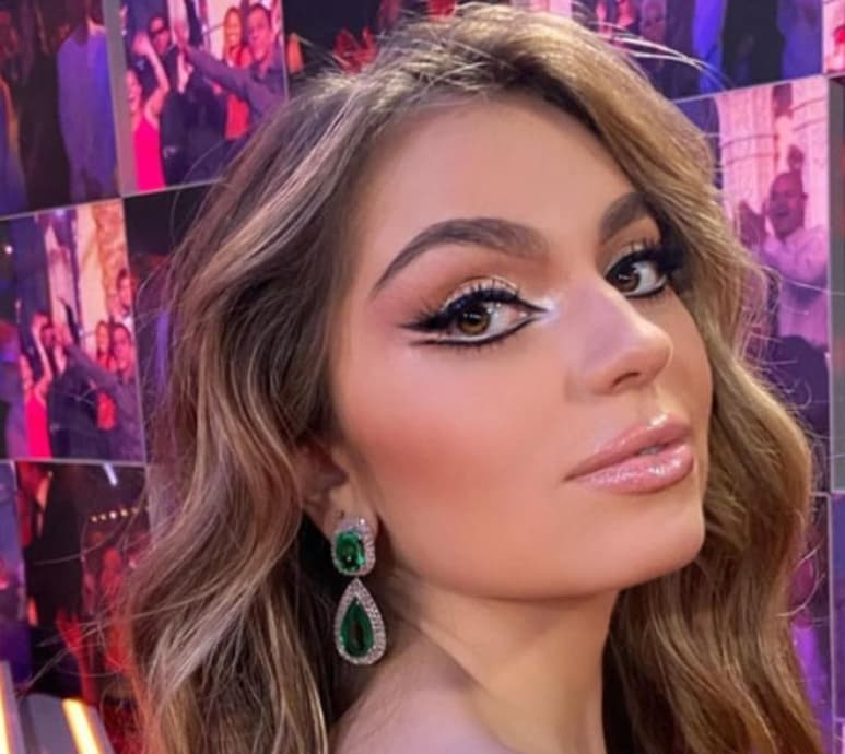 Este jueves por la noche, la actriz Sofía Castro, hija de Angélica Rivera, compartió en sus redes sociales que dio positivo a COVID-19 hace una semana y continuaba con síntomas. (Especial)