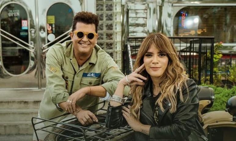 La cantante y compositora puertorriqueña Kany García estrena este sábado junto al cantautor colombiano Carlos Vives el video del sencillo Búscame, el cual está nominado en la categoría 'Mejor Canción Tropical' en la XXI Entrega Anual del Latin Grammy. (ESPECIAL)