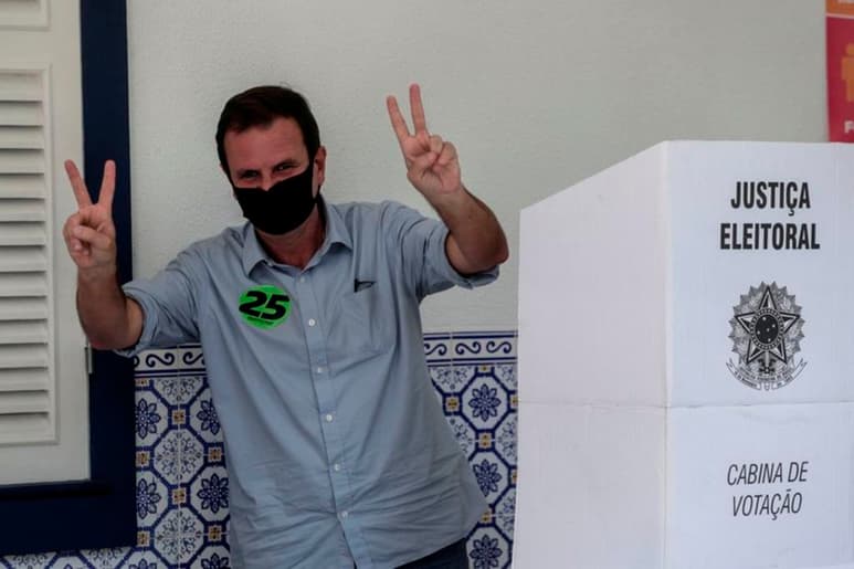 La ciudad de Río de Janeiro, la segunda con más votantes en Brasil, elegirá a su próximo alcalde en segunda vuelta entre los candidatos Eduardo Paes, de centroderecha, y el actual regidor, Marcelo Crivella, apoyado por el presidente Jair Bolsonaro. (ARCHIVO)