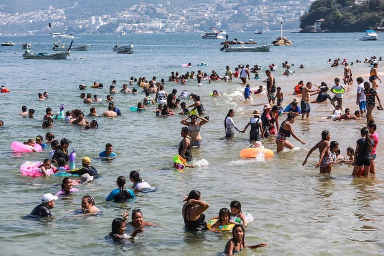 El puerto de Acapulco, Guerrero, estuvo a punto de superar el límite de ocupación hotelera permitido en la pandemia provocada por COVID-19. (ARCHIVO)
