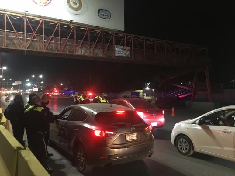 Los automovilistas arrestados rebasaron el tercer grado de ebriedad y fueron puestos a disposición del Juzgado Cívico Municipal.