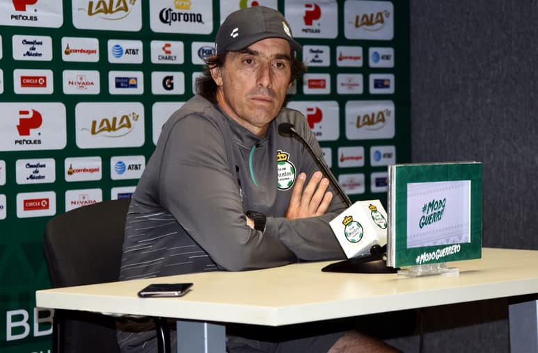 Guillermo Almada dijo ayer que tendrá otra baja para el duelo de este sábado frente a los Tuzos de Pachuca. (Archivo)