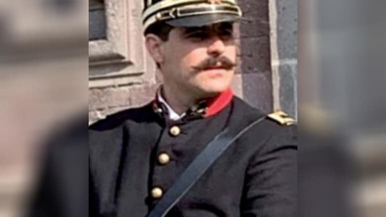 El actor lagunero Rodrigo Virago cuestiona cómo en pleno 2020 se señala a quienes tienen preferencias o ideologías distintas; es uno de los protagonistas de El baile de los 41. (ESPECIAL)