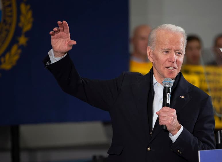 La reunión de Joe Biden el jueves con un grupo de gobernadores demócratas y republicanos es su esfuerzo más reciente para superar el intento inaudito del presidente Donald Trump de bloquear la transición del presidente electo al poder. (ARCHIVO)