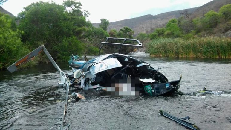 Un helicóptero que realizaba un vuelo privado registrado a nombre del empresario argentino Jorge Horacio Brito, presidente de Banco Macro y uno de los banqueros más reconocidos del país, se estrelló este viernes en la provincia norteña de Salta, informaron a Efe fuentes oficiales. (ESPECIAL)