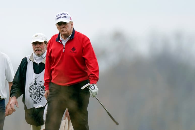 El presidente Trump no ha conseguido fallos legales a su favor. (AP)