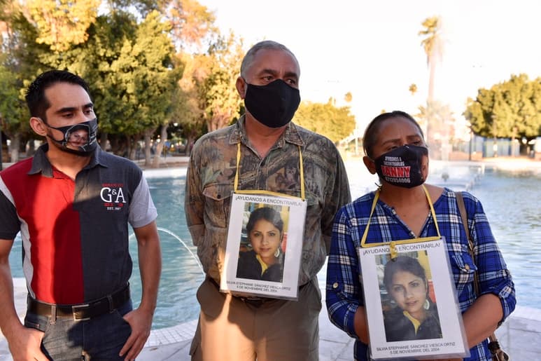 Los padres de 'Fanny' continúan en la búsqueda de su hija.