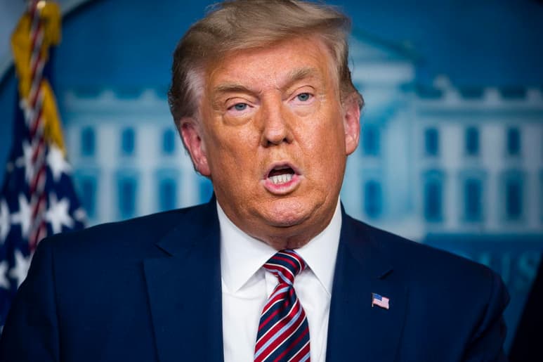 Dijo a los líderes mundiales en una cumbre virtual que el pacto fue diseñado para paralizar la economía de Estados Unidos, no para salvar al planeta. (ARCHIVO)