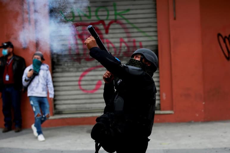 La ONU confió este lunes en que las autoridades de Guatemala lleven a cabo una investigación imparcial sobre lo sucedido en las protestas del pasado sábado, en las que el vicepresidente del país, Guillermo Castillo, denunció un 'uso excesivo de fuerza policial' contra los manifestantes. (ARCHIVO)