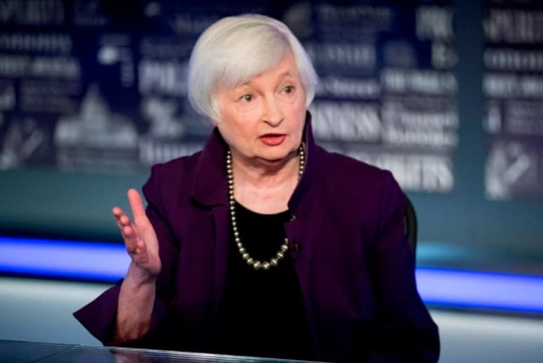 Yellen, que es ampliamente admirada en el mundo financiero, sería la primera mujer en encabezar el Departamento del Tesoro en una línea que se remonta hasta Alexander Hamilton en 1789.
(AP)