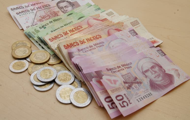 Ante la situación económica que se está viviendo, estima la Coparmex que el salario mínimo no debe aumentar más de 4 %. (ARCHIVO) 
