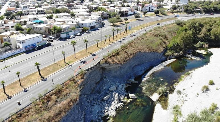 El Par Vial Morones Prieto-Constitución, la vialidad medular de la ciudad, es la que presenta las peores afectaciones.
