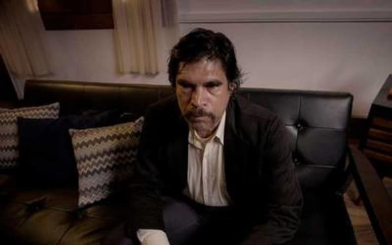 La nueva película del director mexicano Eduardo M. Clorio 'Conversaciones' construye a partir de diálogos oscuros una realidad tangible de una sociedad vacía, violenta e hipócrita que sobrevive, para bien o para mal, de la conexión entre las acciones de sus individuos. (Especial) 