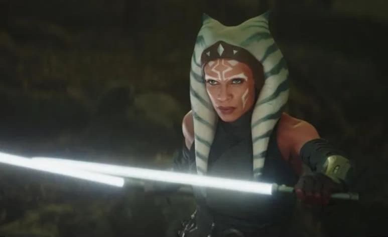 Tras el estreno del quinto capítulo de la segunda temporada de The Mandalorian en Disney+, fans de la serie reaccionaron al debut del personaje “Ahsoka Tano” en la piel de la actriz Rosario Dawson. (ESPECIAL)