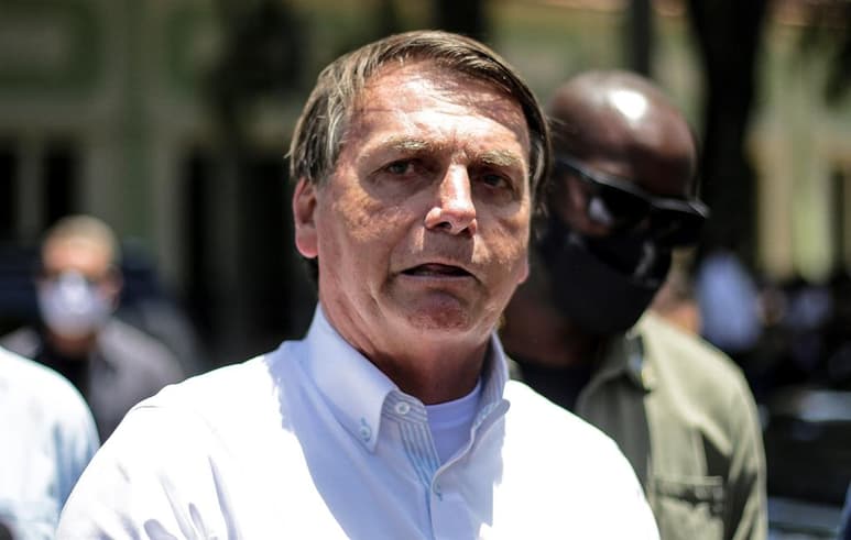 La Corte Suprema de Brasil dejó sin efecto este lunes las medidas anunciadas en septiembre por el Gobierno de Jair Bolsonaro para flexibilizar las normas que garantizan la preservación de los manglares y de las dunas en el litoral del país. (ARCHIVO) 
