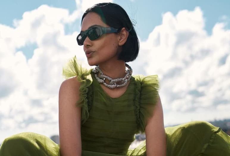La moda se esfuerza por diseñar prendas sostenibles, una industria que se perfila como la segunda más contaminante del mundo, iniciativas a las que se suman firmas como la sueca H&M que presenta una nueva colección con cuatro nuevos tejidos sostenibles, confeccionada con procesos innovadores. (ESPECIAL)
