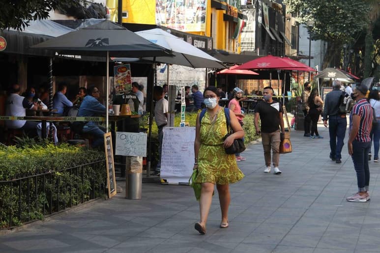 La pandemia de COVID-19 ha ocasionado el cierre de 90 mil restaurantes en el país, de acuerdo con la Cámara Nacional de la Industria de Restaurantes y Alimentos Condimentados (Canirac). (ARCHIVO)