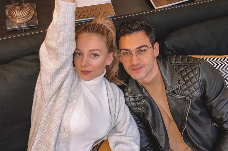 Contentos. Expósito y Speitzer viven su romance en Ciudad de México, donde la actriz convivió con la familia del actor. (INSTAGRAM)