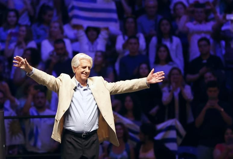 El expresidente uruguayo Tabaré Vázquez falleció el domingo a los 80 años luego de que se agravara en las últimas semanas el cáncer de pulmón que se le detectó hace un año, confirmó en un comunicado su familia. (EFE)