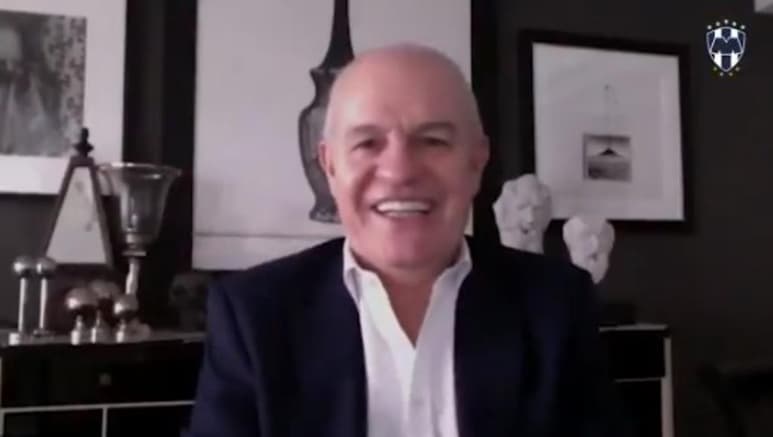 “Vasco” compartió sus experiencias luego de 20 años dirigiendo fuera del futbol mexicano y el gusto que tiene de trabajar y exigir al jugador.  (ESPECIAL)
