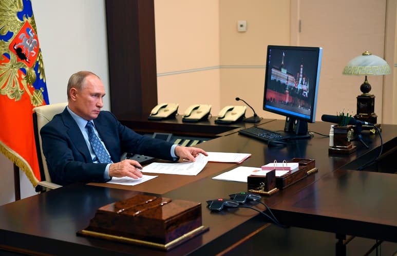 En su momento, el presidente Vladimir Putin propuso una cumbre telemática para salvar el pacto. (AP)