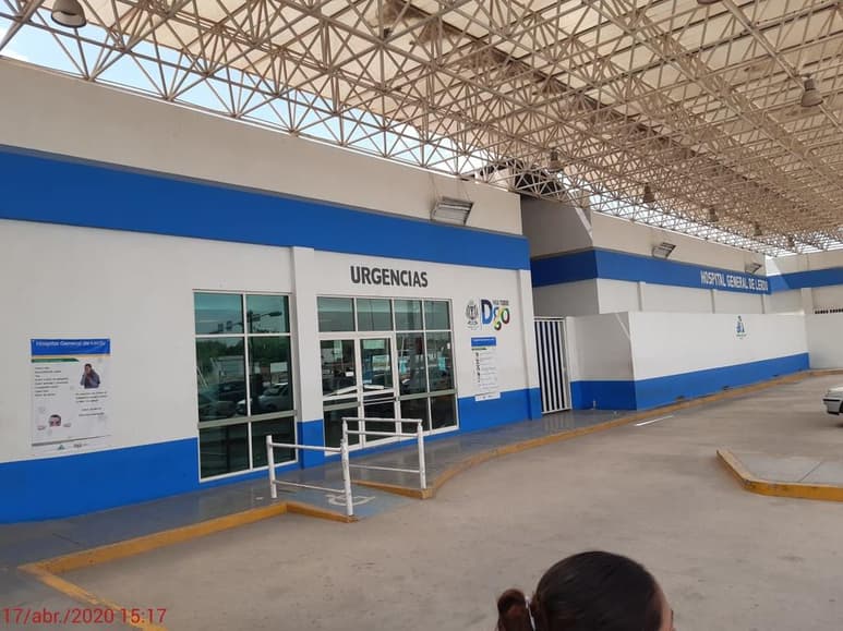 El repunte de casos COVID-19 en la Comarca Lagunera, ha cobrado la vida de cuatro médicos en activo así como de dos jubilados de la Secretaría de Salud. (ARCHIVO)