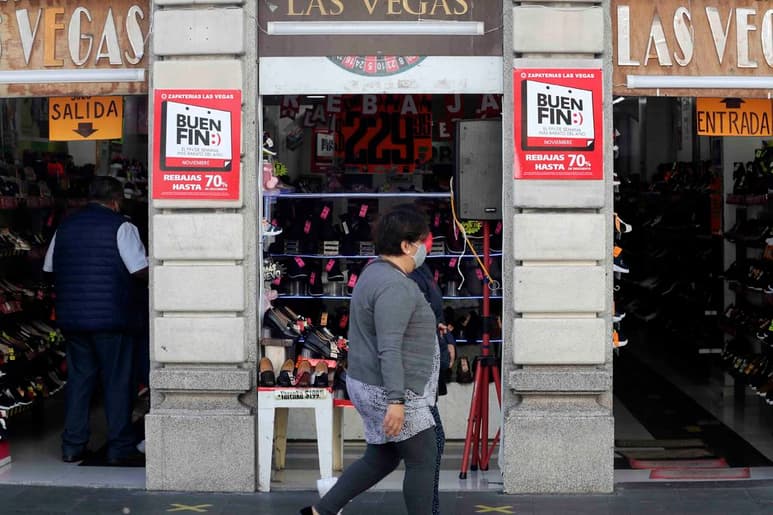 La inflación anual se ubicó en 3.33 por ciento en el mes de noviembre, ya que solo tuvo un alza de 0.08 por ciento mensual. (ARCHIVO)