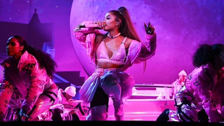 Contenido. El estreno del concierto será el 21 de diciembre, anunció Ariana Grande.  (ESPECIAL) 