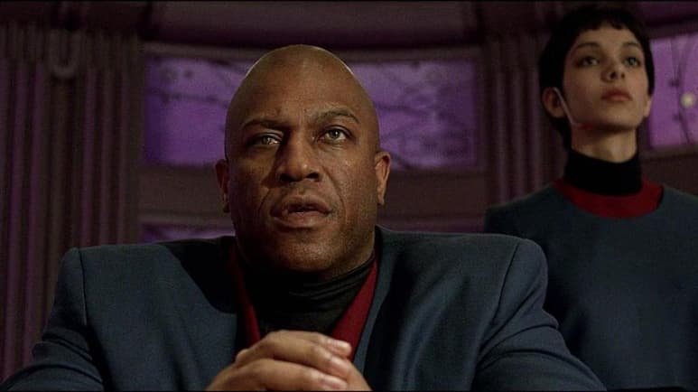 El actor y ocasional luchador profesional Tommy “Tiny” Lister, conocido por sus papeles en El quinto elemento, El caballero oscuro o Friday, fue hallado muerto en su casa a la edad de 62 años luego de haber experimentado síntomas de COVID-19 pero sin haberse realizado la prueba. (ESPECIAL)